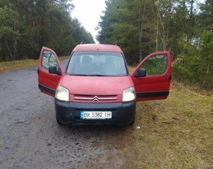 Красный Ситроен Берлинго, объемом двигателя 1.9 л и пробегом 500 тыс. км за 1600 $, фото 1 на Automoto.ua