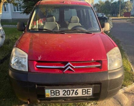 Красный Ситроен Берлинго, объемом двигателя 1.9 л и пробегом 294 тыс. км за 3200 $, фото 1 на Automoto.ua