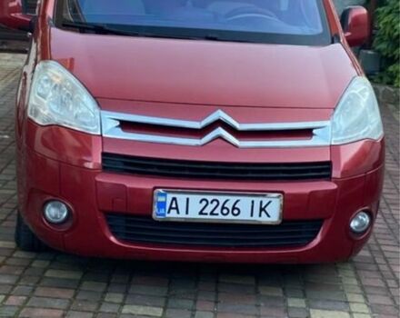 Красный Ситроен Берлинго, объемом двигателя 1.6 л и пробегом 236 тыс. км за 6700 $, фото 1 на Automoto.ua