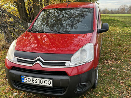 Красный Ситроен Берлинго, объемом двигателя 1.6 л и пробегом 248 тыс. км за 5650 $, фото 1 на Automoto.ua