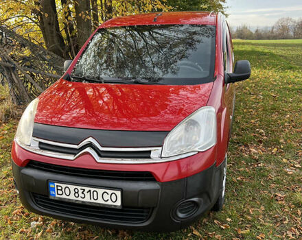 Красный Ситроен Берлинго, объемом двигателя 1.6 л и пробегом 248 тыс. км за 5650 $, фото 1 на Automoto.ua