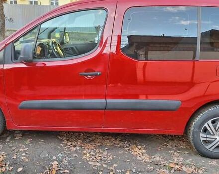 Красный Ситроен Берлинго, объемом двигателя 1.6 л и пробегом 248 тыс. км за 7200 $, фото 1 на Automoto.ua