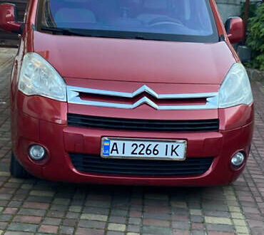 Красный Ситроен Берлинго, объемом двигателя 1.6 л и пробегом 189 тыс. км за 6700 $, фото 1 на Automoto.ua