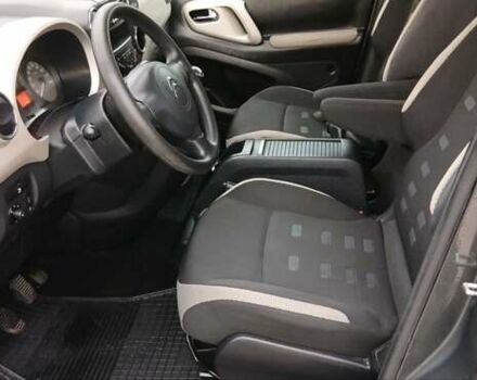 Ситроен Берлинго, объемом двигателя 1.6 л и пробегом 111 тыс. км за 8250 $, фото 26 на Automoto.ua