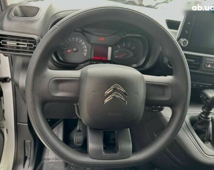 Сітроен Берлінго 2022 у Львові на Automoto.ua Сітроен Берлінго, об'ємом двигуна 1.5 л та пробігом 98 тис. км за 18900 $, фото 27 на Automoto.ua