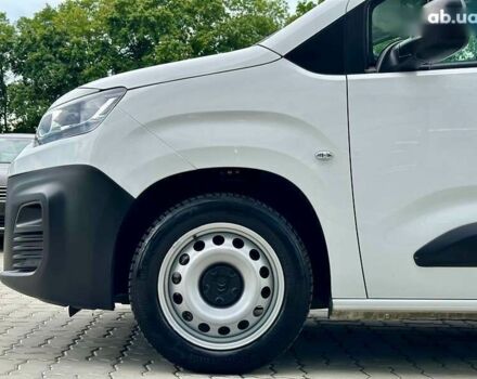 Сітроен Берлінго 2022 у Львові на Automoto.ua Сітроен Берлінго, об'ємом двигуна 1.5 л та пробігом 98 тис. км за 18900 $, фото 5 на Automoto.ua