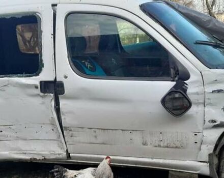 Ситроен Берлинго, объемом двигателя 2 л и пробегом 250 тыс. км за 2300 $, фото 1 на Automoto.ua