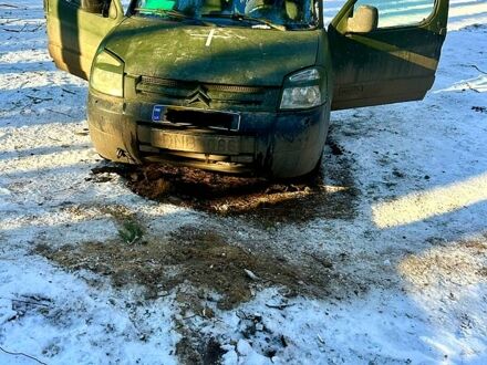 Ситроен Берлинго 2008 в Вольнянске на Automoto.ua Ситроен Берлинго, объемом двигателя 16 л и пробегом 305 тыс. км за 2000 $, фото 1 на Automoto.ua
