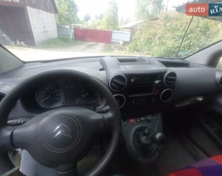 Белый Ситроен Берлинго пасс., объемом двигателя 1.56 л и пробегом 160 тыс. км за 8500 $, фото 6 на Automoto.ua