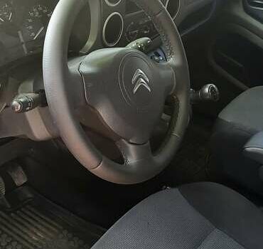 Белый Ситроен Берлинго пасс., объемом двигателя 1.6 л и пробегом 120 тыс. км за 9500 $, фото 23 на Automoto.ua