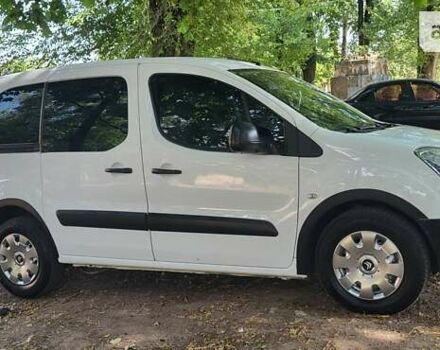 Белый Ситроен Берлинго пасс., объемом двигателя 1.6 л и пробегом 120 тыс. км за 9500 $, фото 15 на Automoto.ua