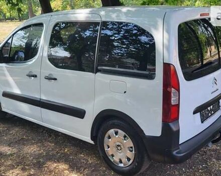 Белый Ситроен Берлинго пасс., объемом двигателя 1.6 л и пробегом 120 тыс. км за 9500 $, фото 7 на Automoto.ua