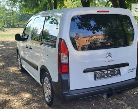 Белый Ситроен Берлинго пасс., объемом двигателя 1.6 л и пробегом 120 тыс. км за 9500 $, фото 4 на Automoto.ua
