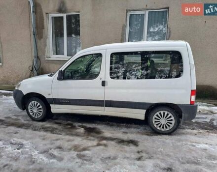Белый Ситроен Берлинго пасс., объемом двигателя 1.6 л и пробегом 168 тыс. км за 4400 $, фото 1 на Automoto.ua