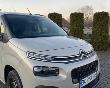 Бежевий Сітроен Берлінго пас., об'ємом двигуна 1.5 л та пробігом 89 тис. км за 21000 $, фото 3 на Automoto.ua