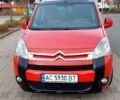 Красный Ситроен Берлинго пасс., объемом двигателя 1.6 л и пробегом 276 тыс. км за 8000 $, фото 1 на Automoto.ua