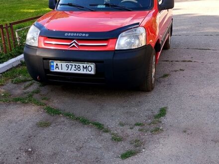 Красный Ситроен Берлинго пасс., объемом двигателя 1.6 л и пробегом 1 тыс. км за 3850 $, фото 1 на Automoto.ua