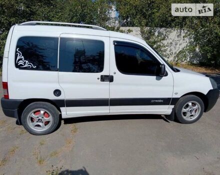 Ситроен Берлинго пасс., объемом двигателя 2 л и пробегом 400 тыс. км за 4200 $, фото 6 на Automoto.ua