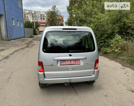 Серый Ситроен Берлинго пасс., объемом двигателя 1.6 л и пробегом 195 тыс. км за 4750 $, фото 5 на Automoto.ua