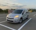 Серый Ситроен Берлинго пасс., объемом двигателя 1.6 л и пробегом 225 тыс. км за 7000 $, фото 3 на Automoto.ua