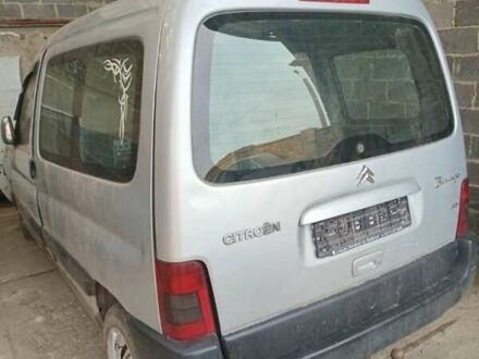 Ситроен Берлинго пасс. 2004 в Болехове на Automoto.ua Серый Ситроен Берлинго пасс., объемом двигателя 2 л и пробегом 380 тыс. км за 1650 $, фото 1 на Automoto.ua