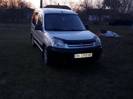 Ситроен Берлинго пасс. 2005 в Ровно на Automoto.ua Серый Ситроен Берлинго пасс., объемом двигателя 1.36 л и пробегом 170 тыс. км за 3300 $, фото 1 на Automoto.ua
