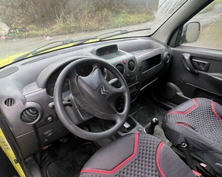 Жовтий Сітроен Берлінго, об'ємом двигуна 1.9 л та пробігом 350 тис. км за 2450 $, фото 9 на Automoto.ua