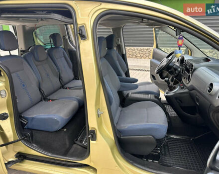 Желтый Ситроен Берлинго, объемом двигателя 1.6 л и пробегом 201 тыс. км за 5550 $, фото 13 на Automoto.ua