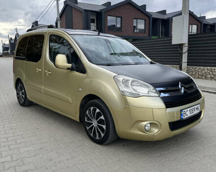 Желтый Ситроен Берлинго, объемом двигателя 1.6 л и пробегом 201 тыс. км за 5550 $, фото 3 на Automoto.ua