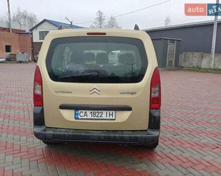 Желтый Ситроен Берлинго, объемом двигателя 1.6 л и пробегом 300 тыс. км за 6500 $, фото 6 на Automoto.ua