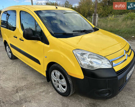 Жовтий Сітроен Берлінго, об'ємом двигуна 1.6 л та пробігом 241 тис. км за 5600 $, фото 15 на Automoto.ua