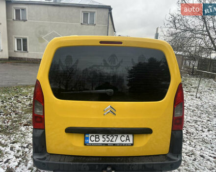 Желтый Ситроен Берлинго, объемом двигателя 1.56 л и пробегом 210 тыс. км за 7500 $, фото 4 на Automoto.ua