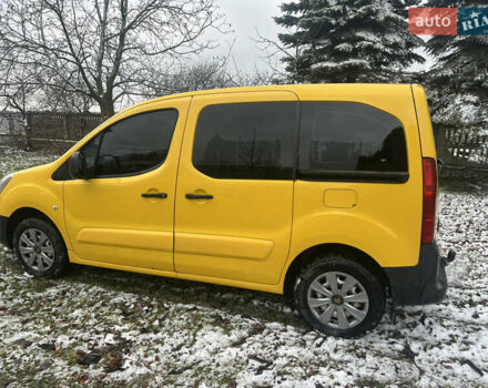 Желтый Ситроен Берлинго, объемом двигателя 1.56 л и пробегом 210 тыс. км за 7500 $, фото 2 на Automoto.ua
