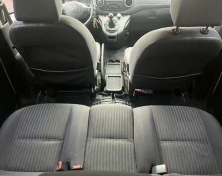 Желтый Ситроен Берлинго, объемом двигателя 1.6 л и пробегом 209 тыс. км за 5600 $, фото 7 на Automoto.ua