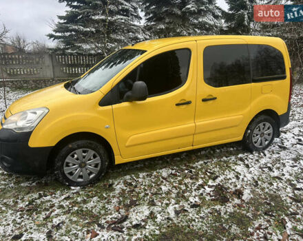 Желтый Ситроен Берлинго, объемом двигателя 1.56 л и пробегом 210 тыс. км за 7500 $, фото 1 на Automoto.ua