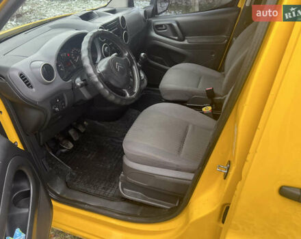 Желтый Ситроен Берлинго, объемом двигателя 1.56 л и пробегом 210 тыс. км за 7500 $, фото 10 на Automoto.ua