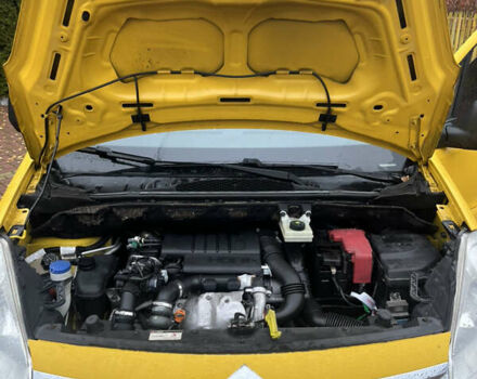 Желтый Ситроен Берлинго, объемом двигателя 1.6 л и пробегом 209 тыс. км за 5600 $, фото 14 на Automoto.ua