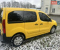 Желтый Ситроен Берлинго, объемом двигателя 1.56 л и пробегом 210 тыс. км за 7500 $, фото 6 на Automoto.ua