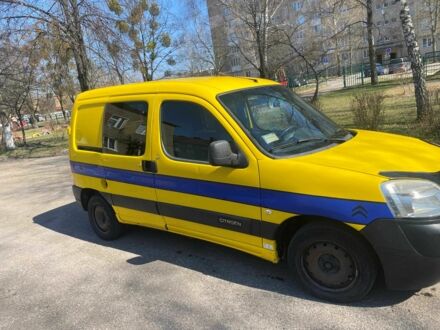 Сітроен Берлінго 2007 у Ковель на Automoto.ua Жовтий Сітроен Берлінго, об'ємом двигуна 1.6 л та пробігом 317 тис. км за 3300 $, фото 1 на Automoto.ua