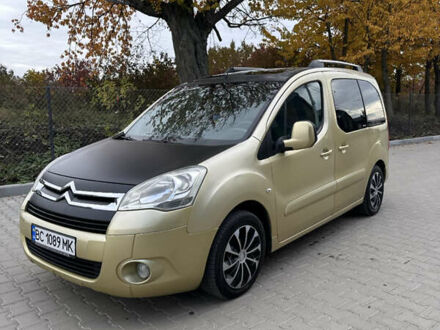 Желтый Ситроен Берлинго, объемом двигателя 1.6 л и пробегом 201 тыс. км за 5550 $, фото 1 на Automoto.ua