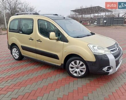 Жовтий Сітроен Берлінго, об'ємом двигуна 1.6 л та пробігом 300 тис. км за 6500 $, фото 1 на Automoto.ua