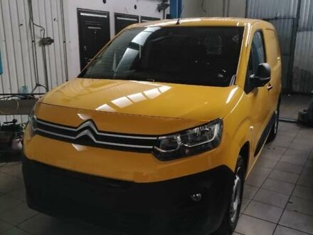 Ситроен Берлинго 2019 в Одессе на Automoto.ua Желтый Ситроен Берлинго, объемом двигателя 1.5 л и пробегом 74 тыс. км за 15200 $, фото 1 на Automoto.ua
