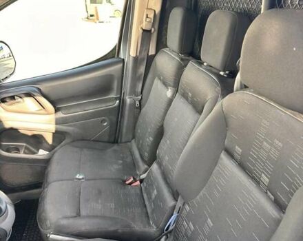 Сірий Сітроен Берлінго, об'ємом двигуна 1.6 л та пробігом 290 тис. км за 5500 $, фото 8 на Automoto.ua