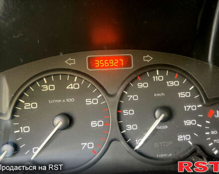 Серый Ситроен Берлинго, объемом двигателя 1.6 л и пробегом 357 тыс. км за 3700 $, фото 8 на Automoto.ua