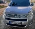Сірий Сітроен Берлінго, об'ємом двигуна 1.6 л та пробігом 246 тис. км за 6700 $, фото 5 на Automoto.ua