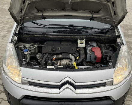 Серый Ситроен Берлинго, объемом двигателя 1.6 л и пробегом 353 тыс. км за 4200 $, фото 6 на Automoto.ua