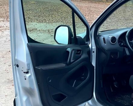 Серый Ситроен Берлинго, объемом двигателя 1.6 л и пробегом 213 тыс. км за 6700 $, фото 7 на Automoto.ua