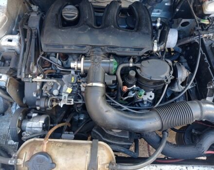 Серый Ситроен Берлинго, объемом двигателя 1.9 л и пробегом 300 тыс. км за 1900 $, фото 7 на Automoto.ua