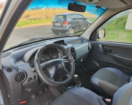 Серый Ситроен Берлинго, объемом двигателя 1.4 л и пробегом 3 тыс. км за 3450 $, фото 4 на Automoto.ua