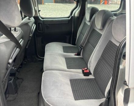 Сірий Сітроен Берлінго, об'ємом двигуна 1.6 л та пробігом 250 тис. км за 2100 $, фото 7 на Automoto.ua